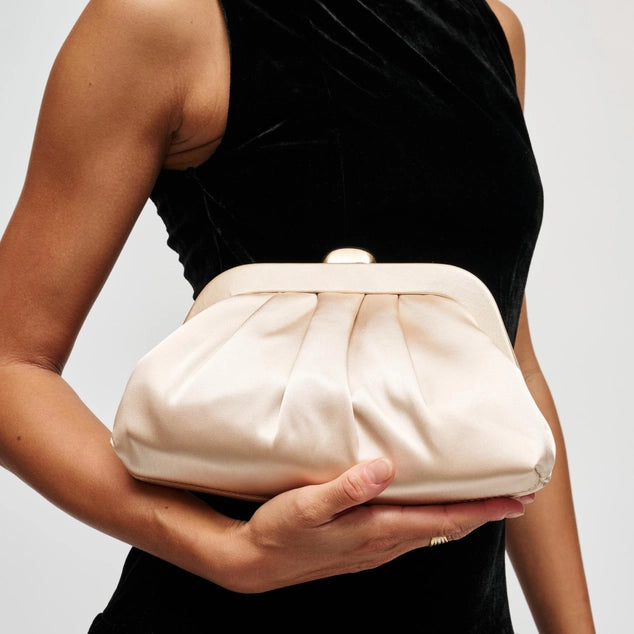 Urban Expressions Winter Clutch Bag