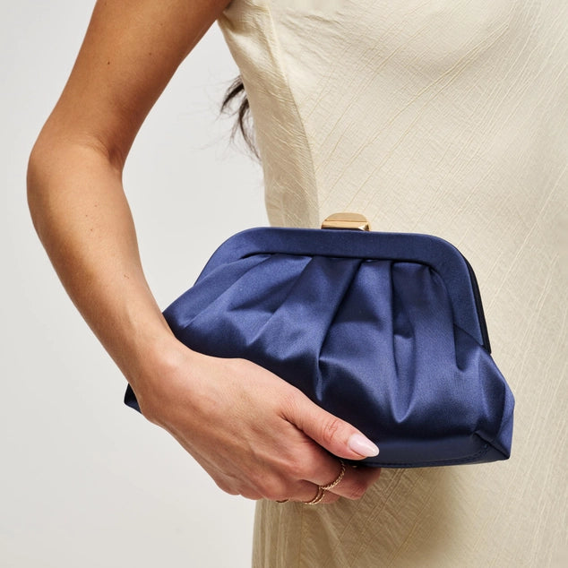 Urban Expressions Winter Clutch Bag
