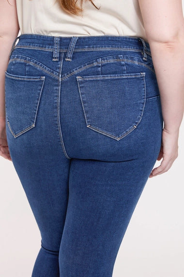 YMI Plus Curve Confidence Wannabettabutt Skinny Jeans