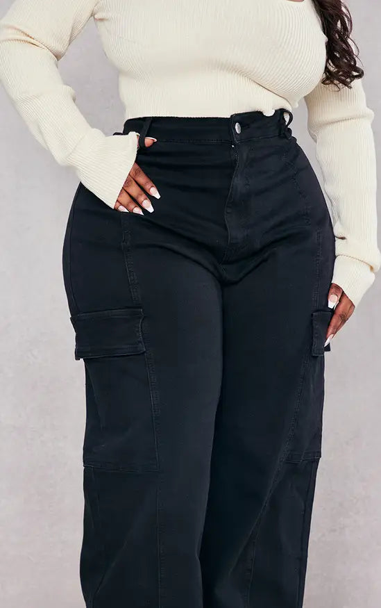 PrettyLittleThing Plus Black Cargo Wide Leg Jeans - Black