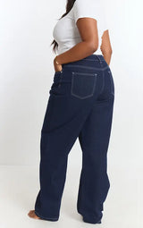 PrettyLittleThing Plus Mid Rise Wide Leg Jeans - Indigo