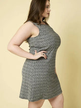 Gilli Plus Size Classic Chevron Sleeveless Sheath Mini Dress - Black/White