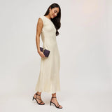 Urban Expressions Babe Clutch Bag