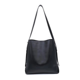 Urban Expressions Caroline Hobo