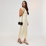 Urban Expressions Babe Clutch Bag