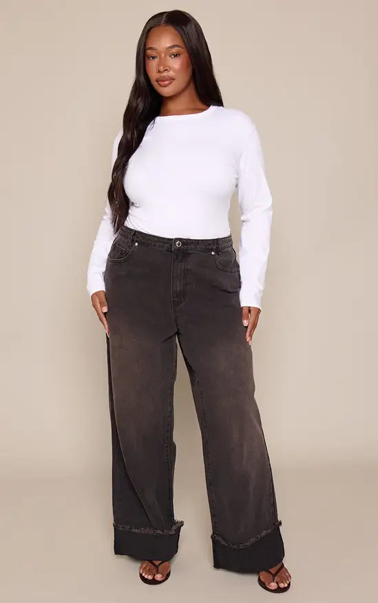 PrettyLittleThing Plus Washed Black Turn Up Wide Leg Jeans - Washed Black