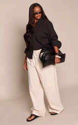 PrettyLittleThing Plus Textured Pocket Detail Oversized Shirt - Black