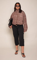 PrettyLittleThing Plus Brown Check Button Up Jacket - Brown Check