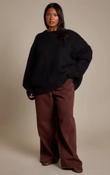 PrettyLittleThing Plus Thick Rib Crew Neck Oversized Jumper - Black