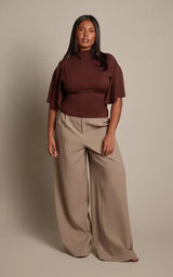 PrettyLittleThing Plus Chocolate Slinky High Neck Top - Chocolate
