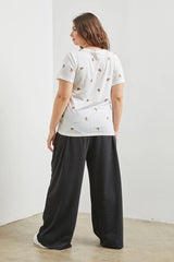 Polagram Plus Size Floral Embroidered T-Shirt -Ivory